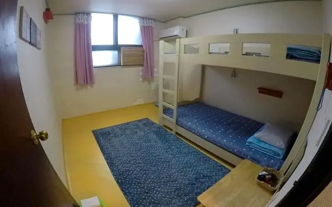 Gyeongju Two Wheel Guesthouse - Oda
