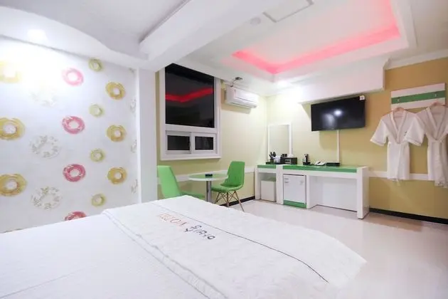 Gyeongsan Hotel Haru - Oda