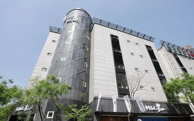 Gyeryong Mongiya