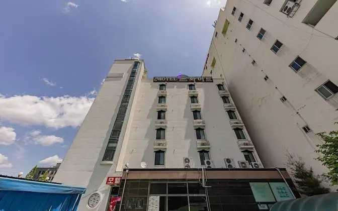 Gyeryong White Motel