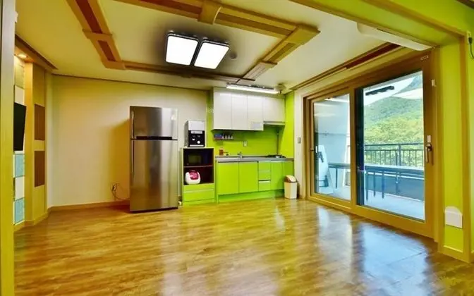 Gyeryongsan Donghaksa Toranga Pension - Oda