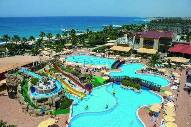 Gypsophila Holiday Village - 8