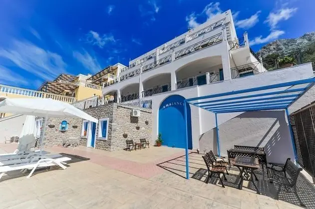 H Hotel Ambiance Studios - Dış Mekan