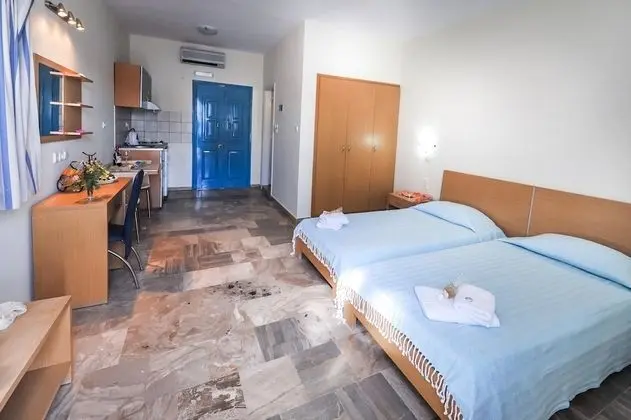 H Hotel Ambiance Studios - Oda