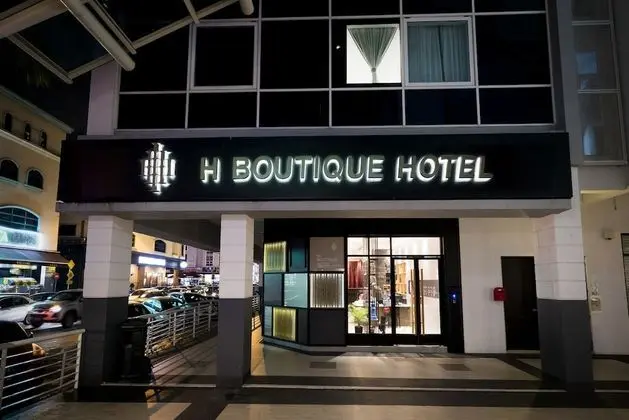 H Boutique Hotel Kota Damansara - Dış Mekan