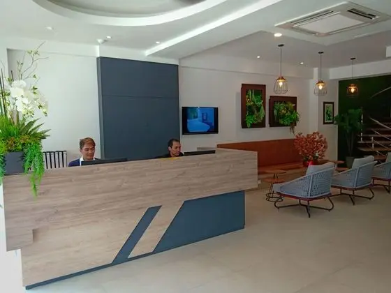 H BOUTIQUE HOTEL XPLORER LOKE YEW