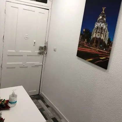 H Noche y Dia - Lobi