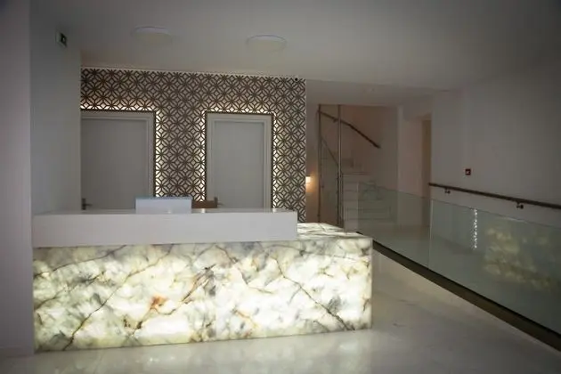 H Hotel Zephyros - Lobi