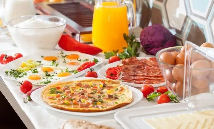 H Hotel Zephyros - Yerinde Yemek