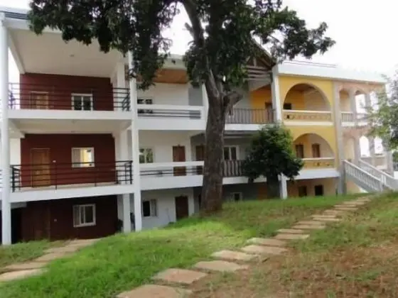 Hotel H1 Antsirabe - Dış Mekan