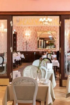 H15 Francuski Hotel - Yerinde Yemek
