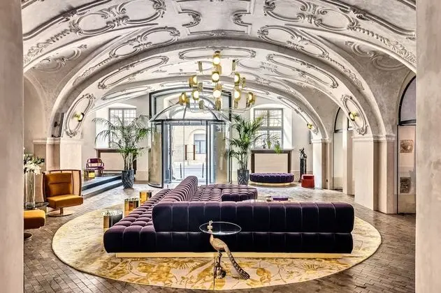 Hotel H15 Luxury Palace