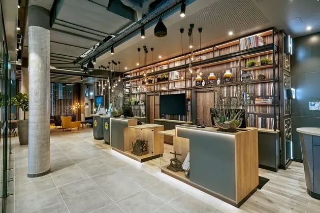 H2 Hotel Mainz - Lobi