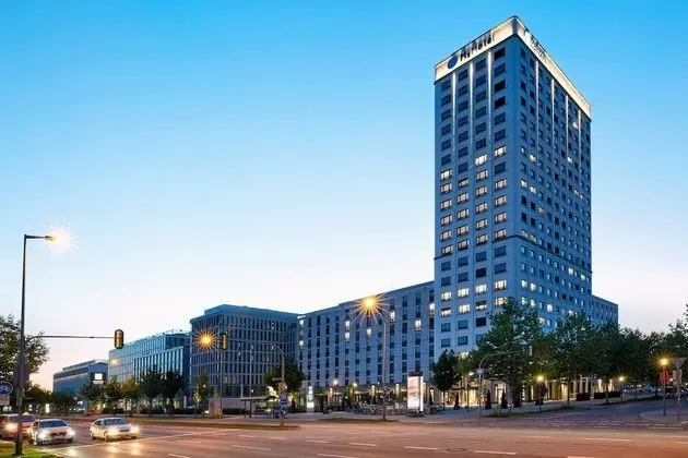 H2 Hotel München Olympiapark - Dış Mekan