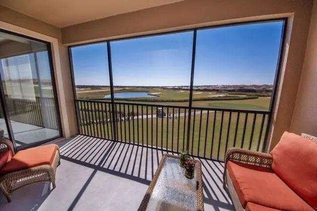 H2u - Alana - Cg8902 - Mo 3 Bedroom Townhouse by Redawning