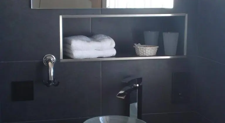 H41 Inn Hostel Freiburg - Adults Only