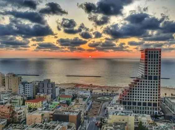 Hotel H7 tlv - Plaj