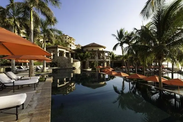 Hacienda Beach Club & Residences - Havuz