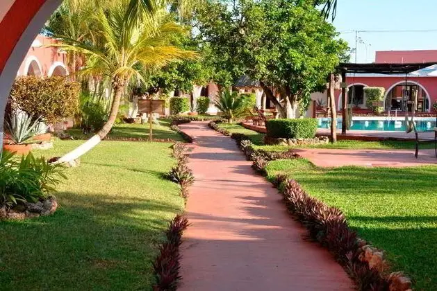 Hacienda Inn Aeropuerto