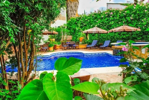 Hotel Hacienda Los Laureles - Spa - Havuz