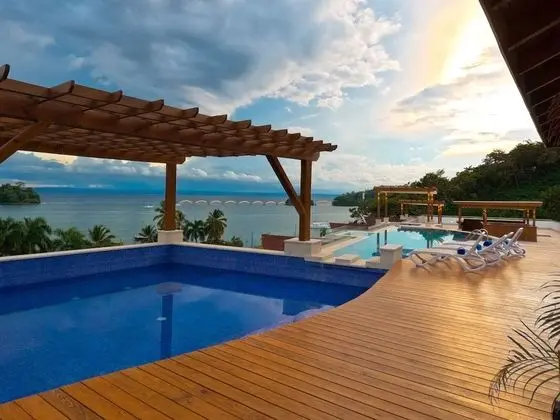 Hacienda Samana Bay Hotel & Residence