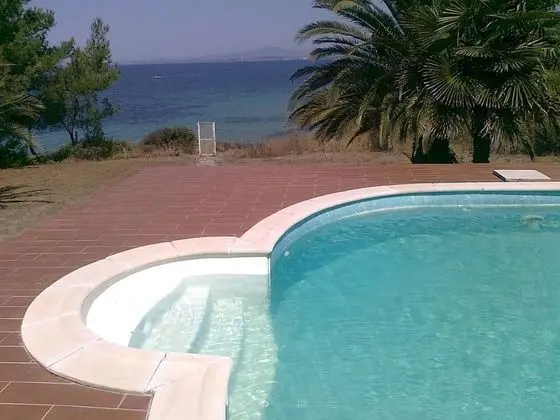 Haddock Beach Front Villa - Havuz