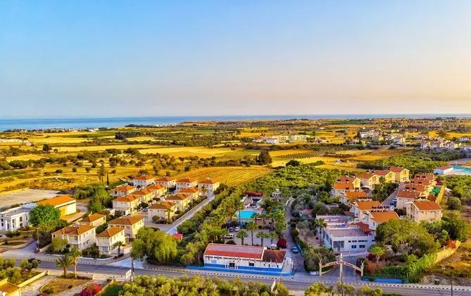 Hadjios Valley