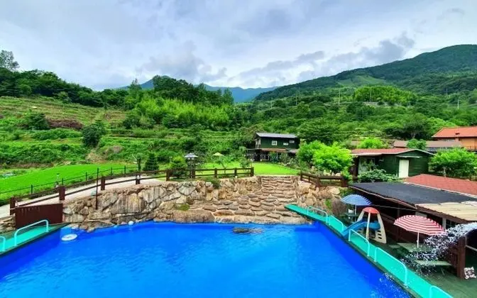 Hadong Sansuae Pension