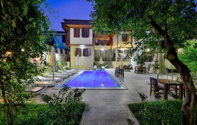 Hadrian Gate Hotel - Dış Mekan