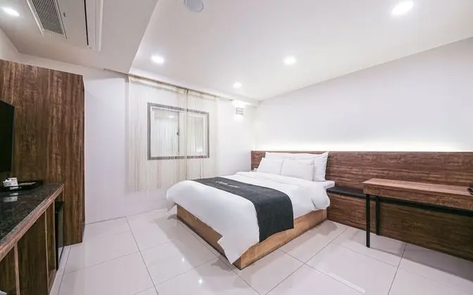 Haenam Plus Self Check-in Motel