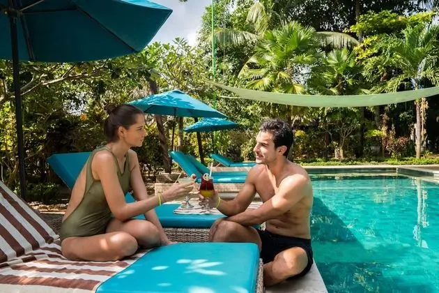 Hai Tide Beach Resort - Havuz