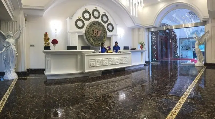 Hai Yen Luxury Hotel - Lobi