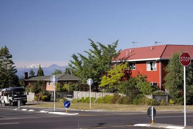 Haka Lodge Taupo - Hostel - Dış Mekan