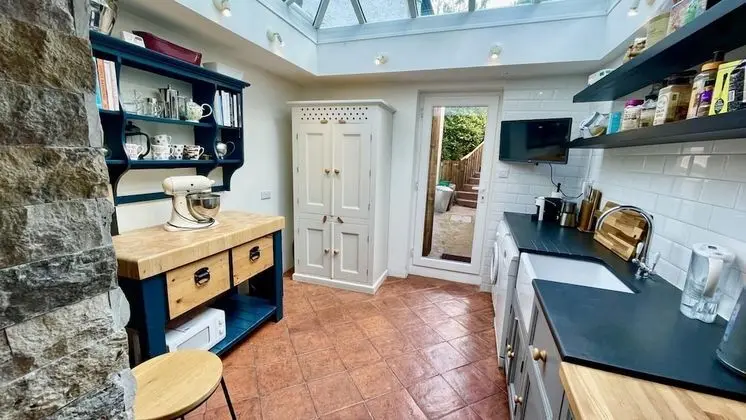 Haldon View - Characterful Cottage Boasts Stunning Countryside Views and hot tub - Oda