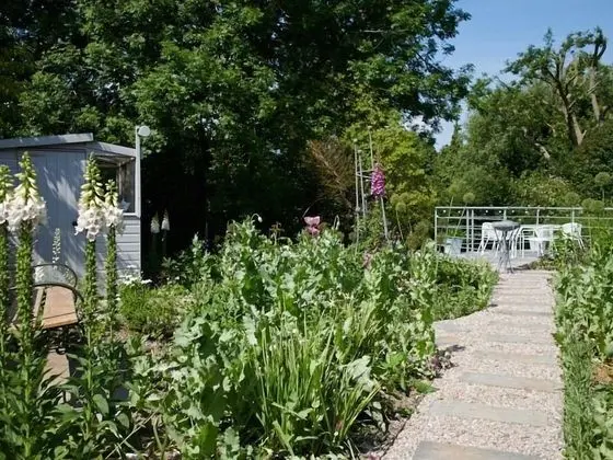 Hale House - Dış Mekan