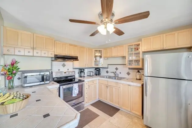 Hale Kahana'lu 2 Bedroom Condo by Redawning - Mutfak