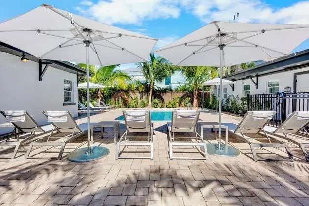 Haley's at The Anna Maria Island Inn - Havuz