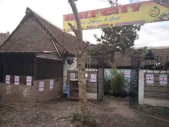 Half City Lounge
