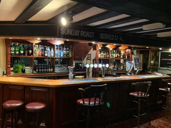 Halfway House - Öne Çıkan Resim