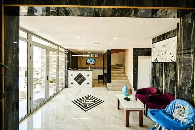 Hotel Halibas - Lobi