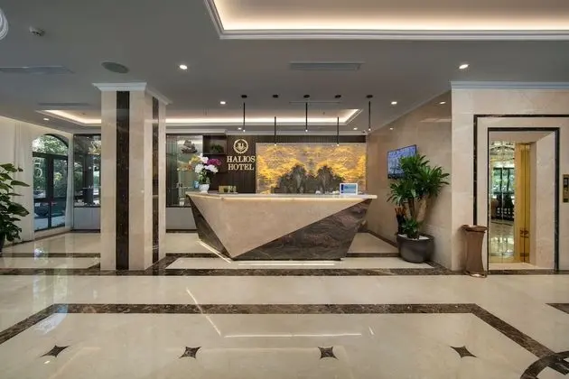 Halios Hotel Halong - Lobi