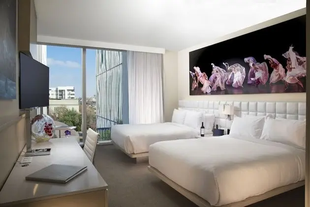 HALL Arts Hotel - Oda