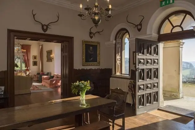 Hall Bed & Breakfast - Lobi