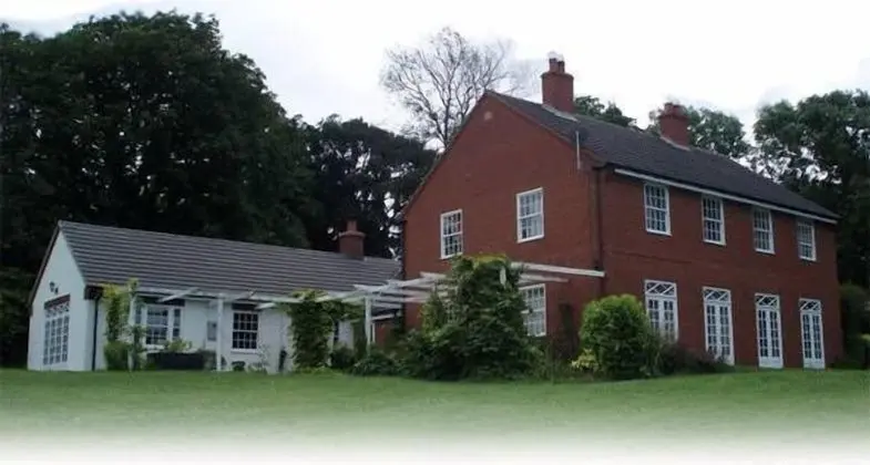 The Hall Farm B & B