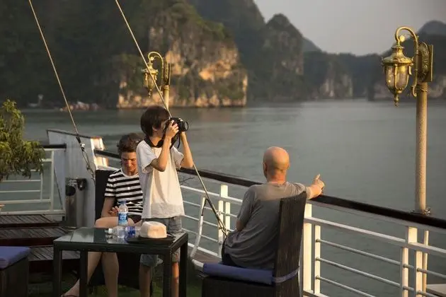 Halong Aclass Legend Cruise - Dış Mekan