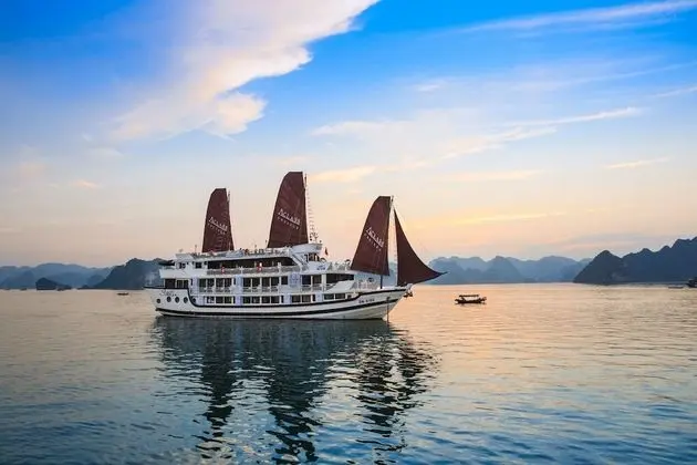 Halong Aclass Stellar Cruise