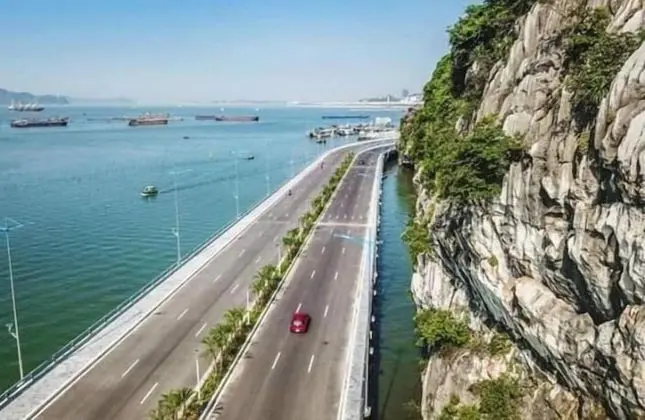 Halong Boutique Hotel - Plaj