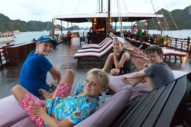 Halong Glory Cruise - Havuz
