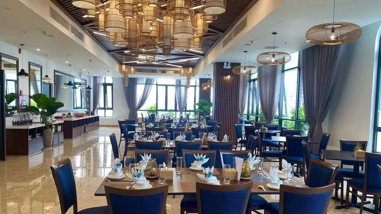 Halong Hideaway Hotel - Yerinde Yemek