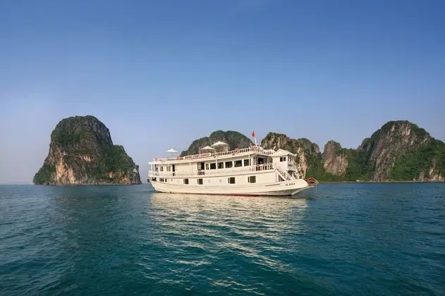 Halong Moonlight Cruises - Lobi